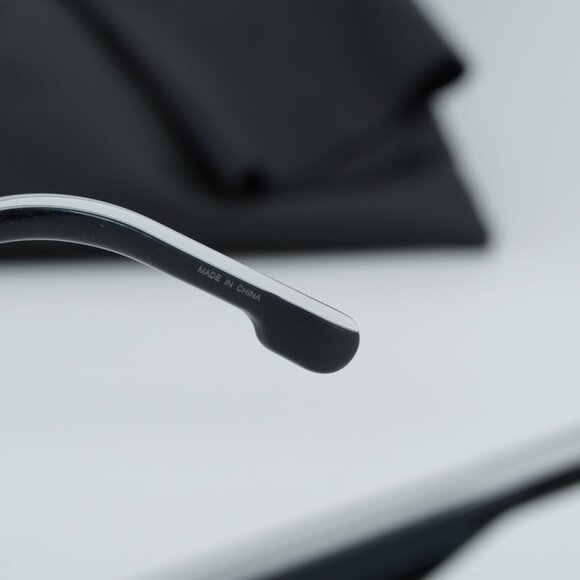 Carrera 22/S 80S/9O (8 stores) find the best price now » CARRERA 22/N 080S 9O Shield Sunglasses - Black White/Grey Gradient